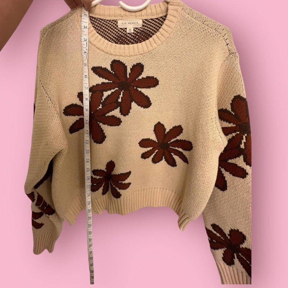 La hearts flower sweater thick cropped